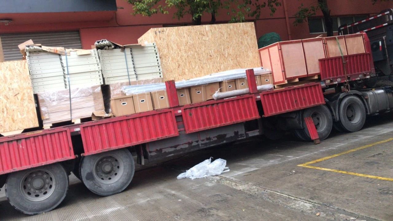 醫(yī)用(yòng)防護服設備運輸，刻不容緩！