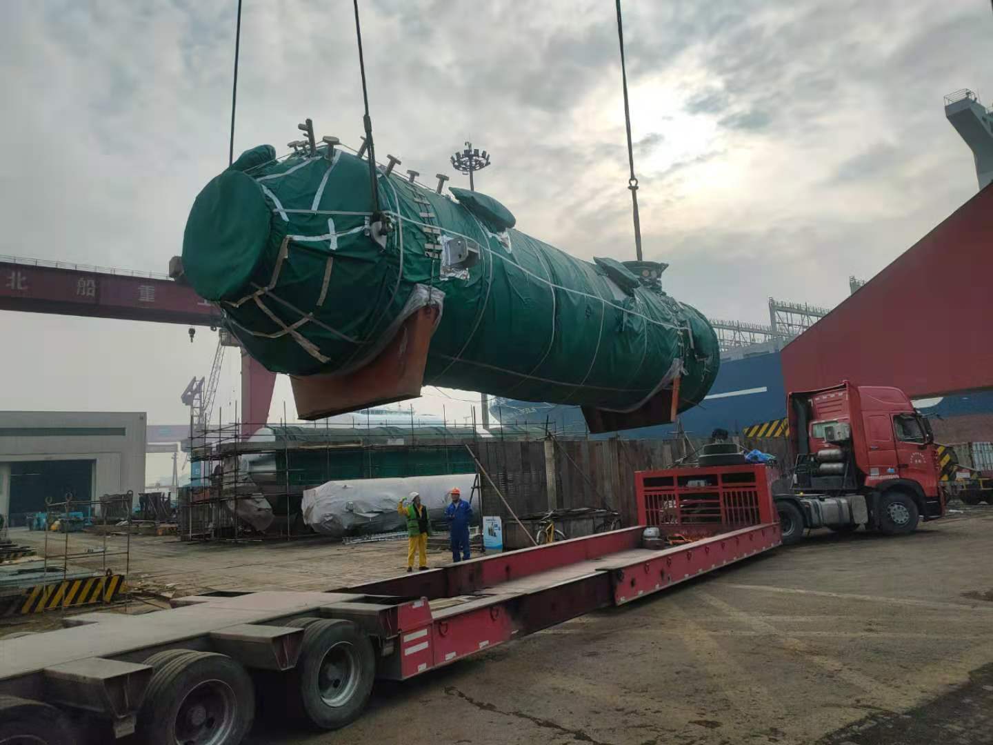 青島船廠罐體(tǐ)運輸
