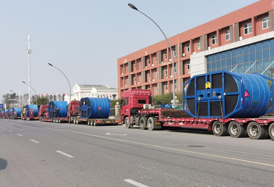 出口傳輸帶運輸，楚基物(wù)流